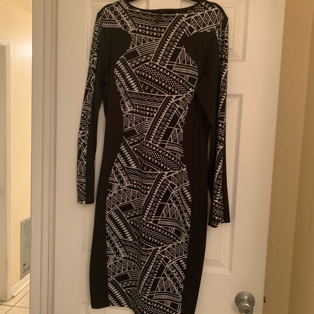 Color block‎ dress